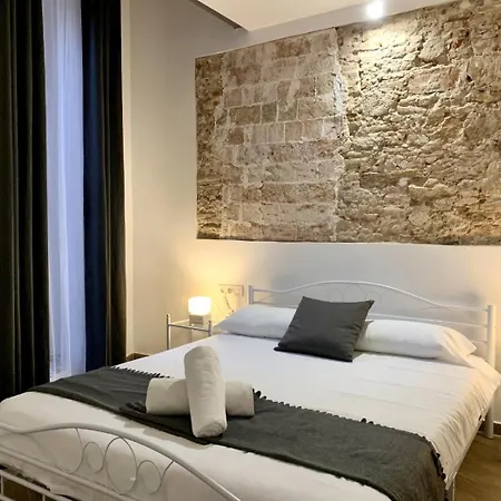 Homenfun Apartment Badalona