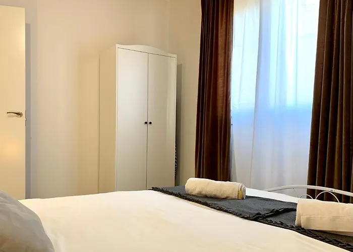 Vila Badalona * Badalona